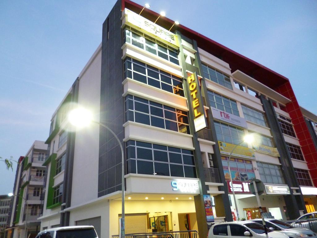 โรงแรม9 สแควร์ บางี ภายนอก รูปภาพ