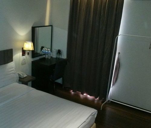 โรงแรม9 สแควร์ บางี ภายนอก รูปภาพ